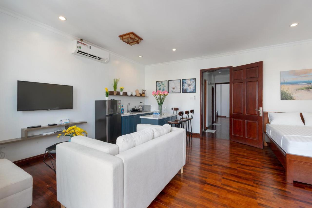 Apartment The Wooden - Hidden Gem In Old Quarter Hanoi